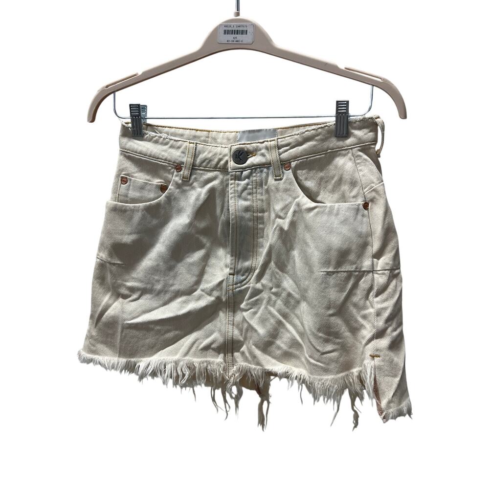 One Teaspoon Sz 26 White Wash 5-Pocket Frayed Raw Hem Denim Jean Mini Skirt